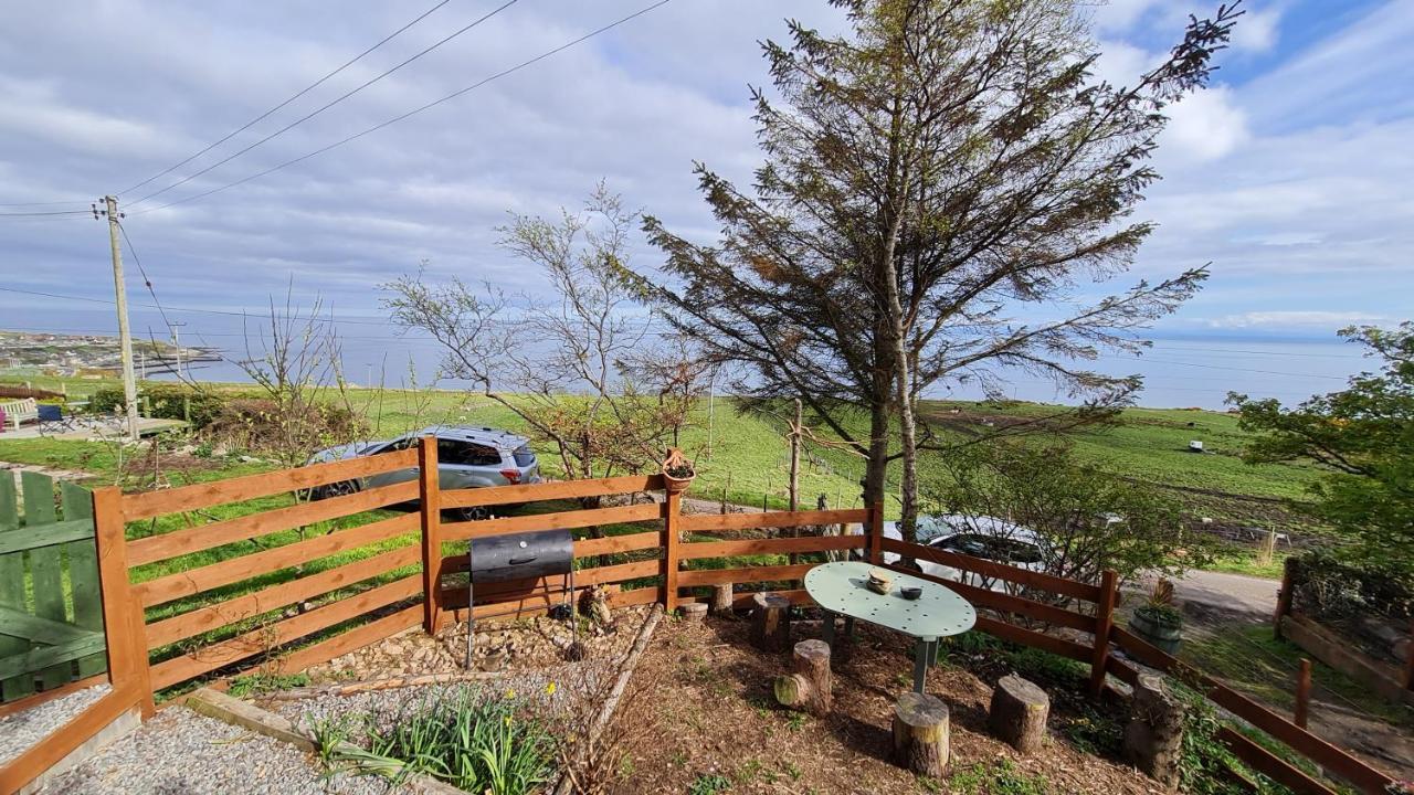 The Tall Pines Yurt Helmsdale Exterior photo